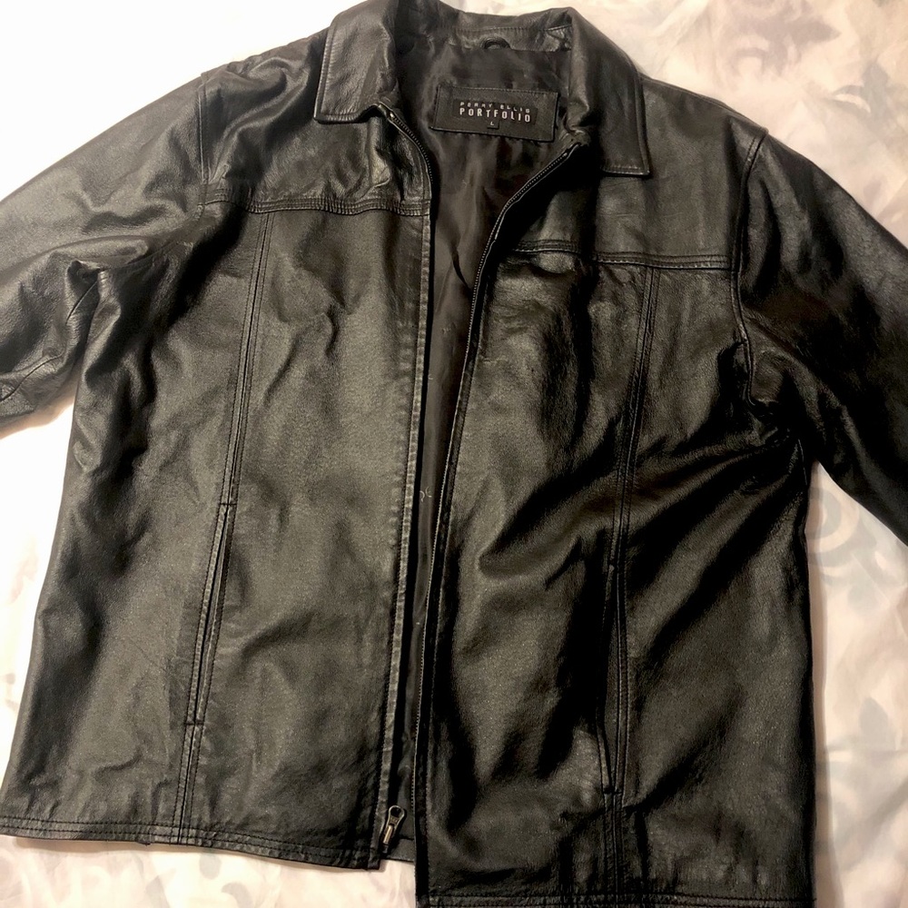 Perry Ellis Genuine Leather Men’s Jacket